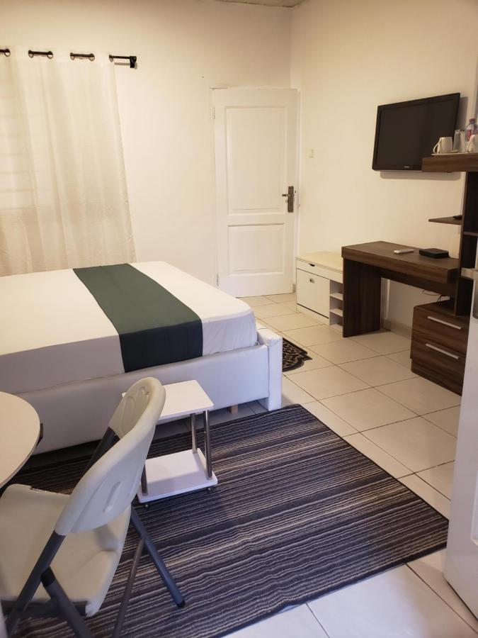 איסט לגון Hgl Guest House מראה חיצוני תמונה